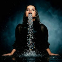 Сюзанна — "Алмазы" (2025)